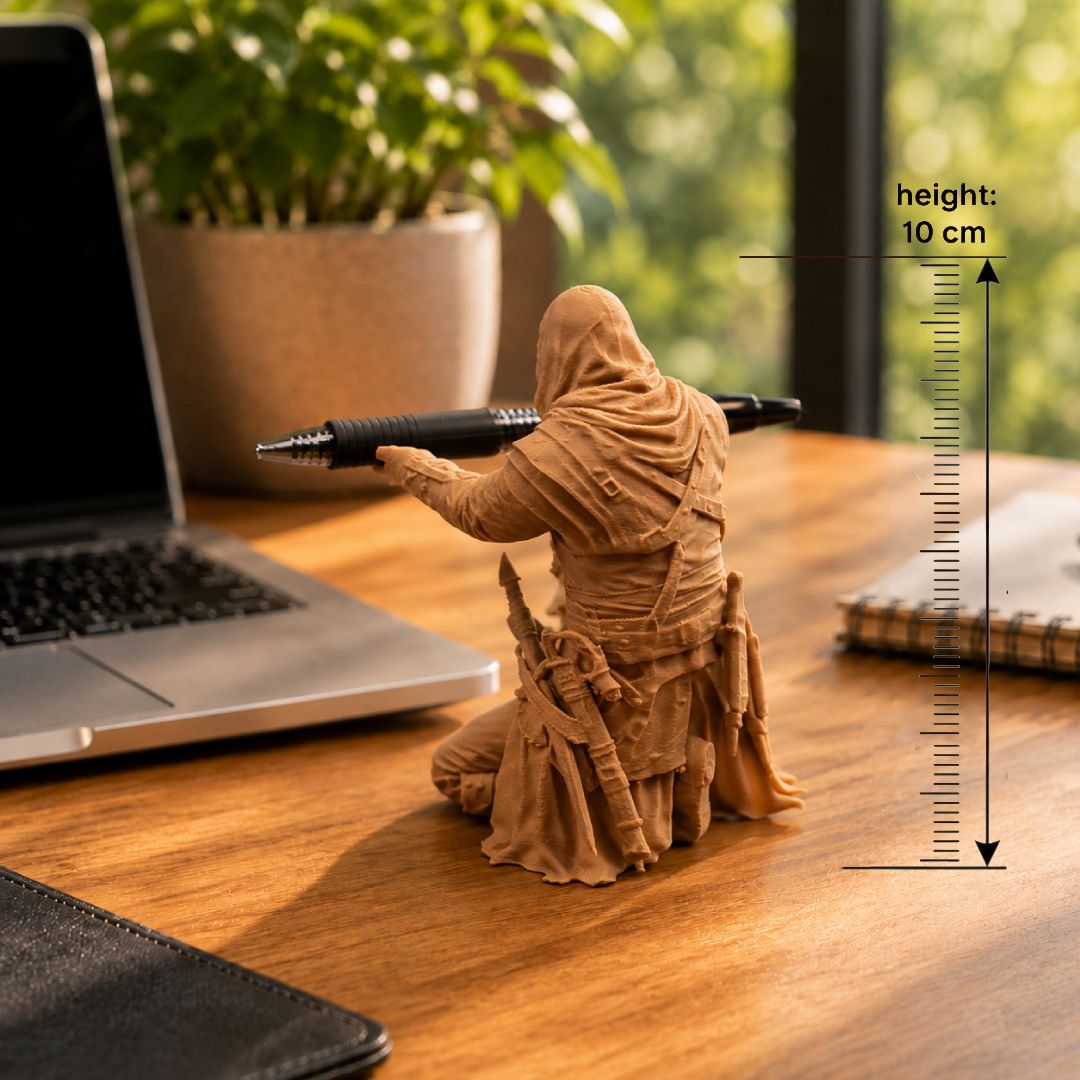 Assassin's Creed Pen Holder Figurine - Image 2